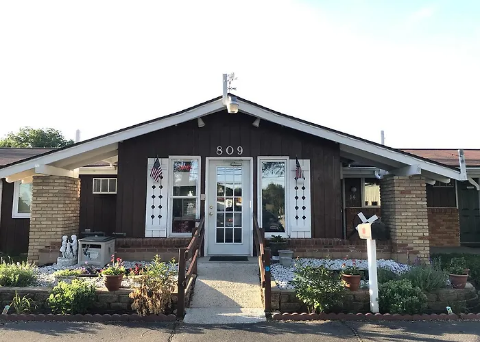 Spinning Wheel Motel